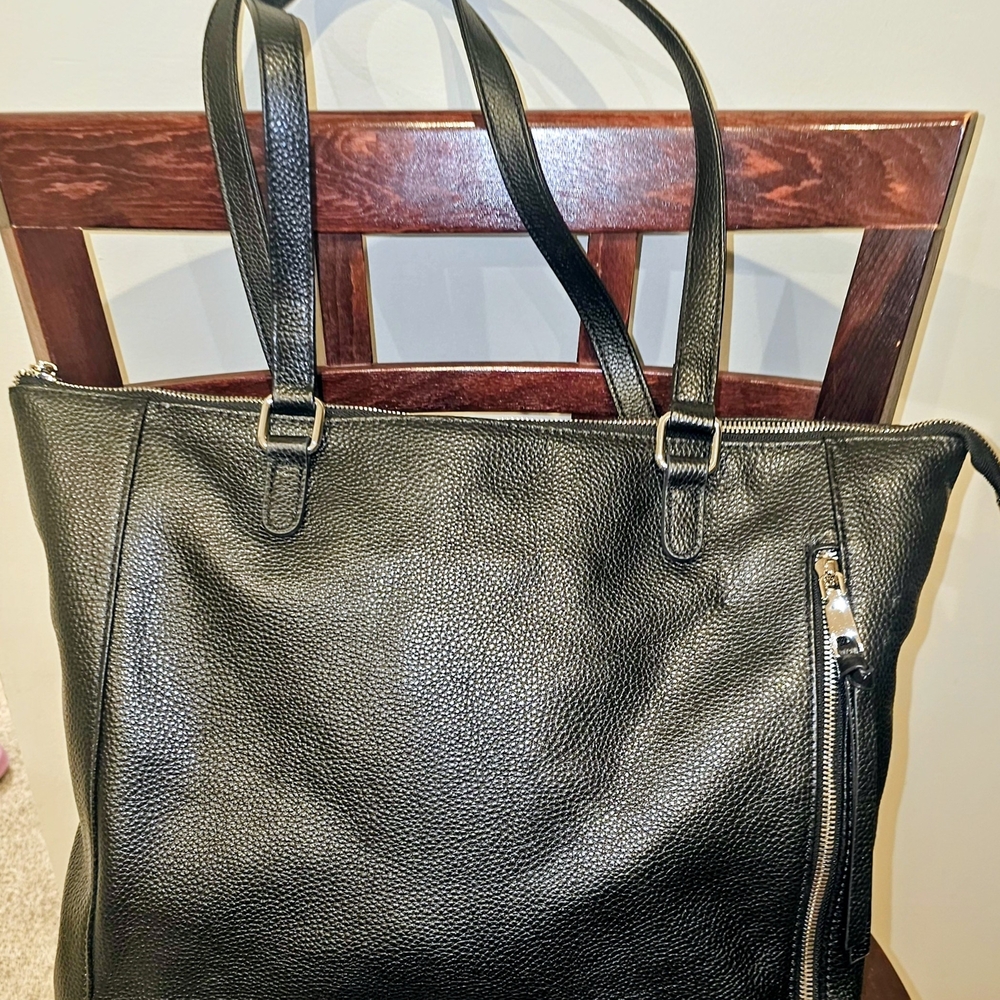 Befen Sleek Black Genuine Leather Laptop Bag